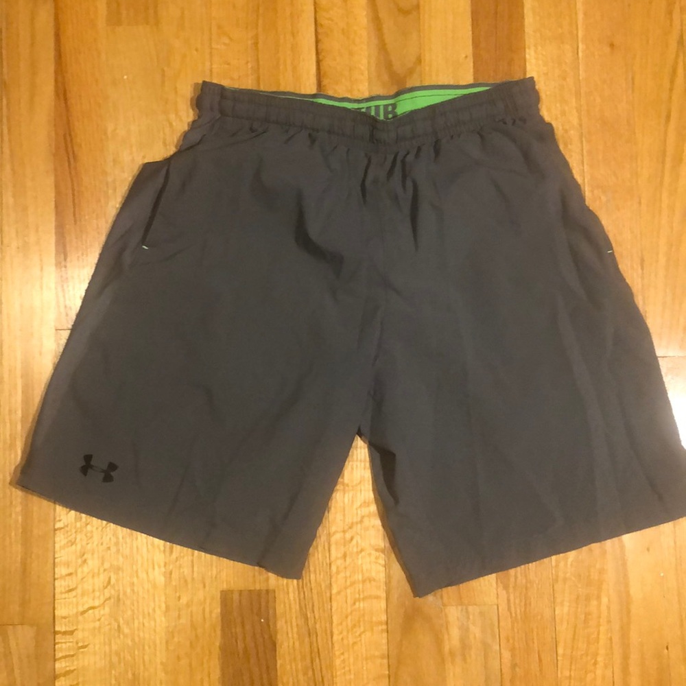 Under armor gray running shorts size medium